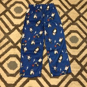 8//10 Boys 2 pc long sleeve penguin pajama set M